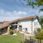 Ferme Elhorga Nocleg ze śniadaniem Saint-Pée-sur-Nivelle