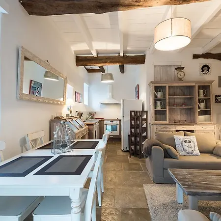 Ferme Elhorga Bed & Breakfast 4*