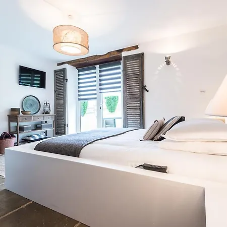 Ferme Elhorga Bed & Breakfast 4*