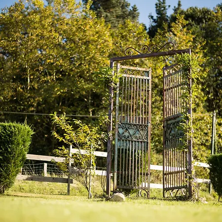 Ferme Elhorga Nocleg ze śniadaniem 4*