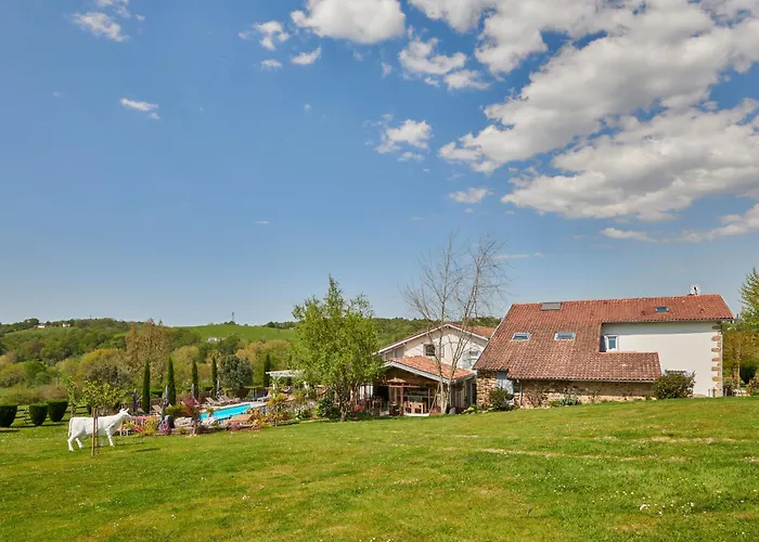 Ferme Elhorga Nocleg ze śniadaniem 4*