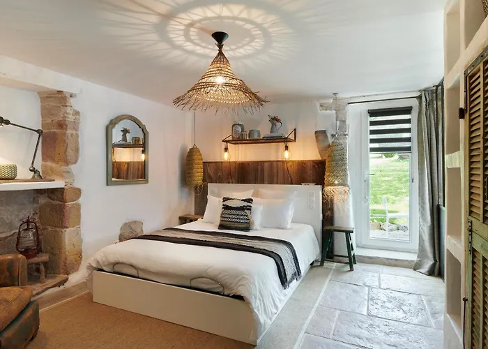 Nocleg ze śniadaniem Ferme Elhorga 4*