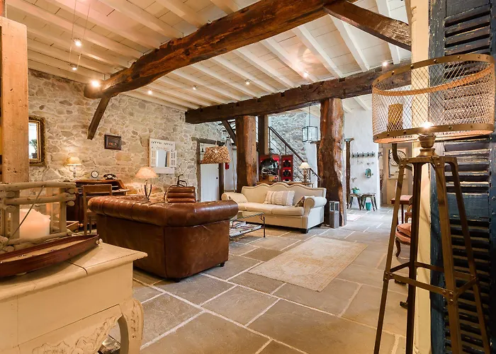 Ferme Elhorga Nocleg ze śniadaniem Saint-Pée-sur-Nivelle